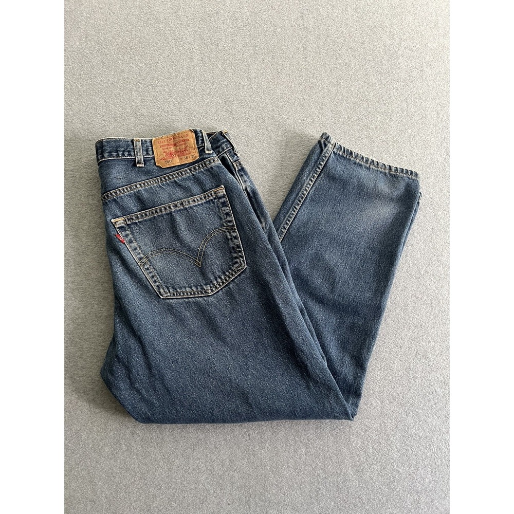 Vtg Levi's 550 Relaxed Fit Jeans Mens 38x30 Blue Denim Made in Canada Y2K